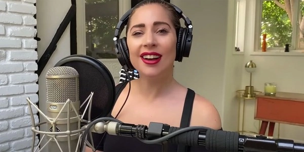 lady gaga together at home telespettatori